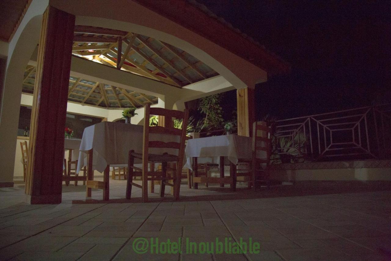 Hotel Inoubliable Cotterelle Exteriör bild